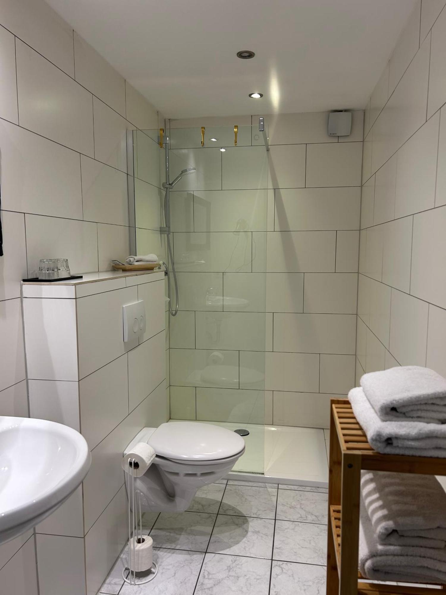 Mikroapartments Klarenthal Saarbrücken Eksteriør bilde