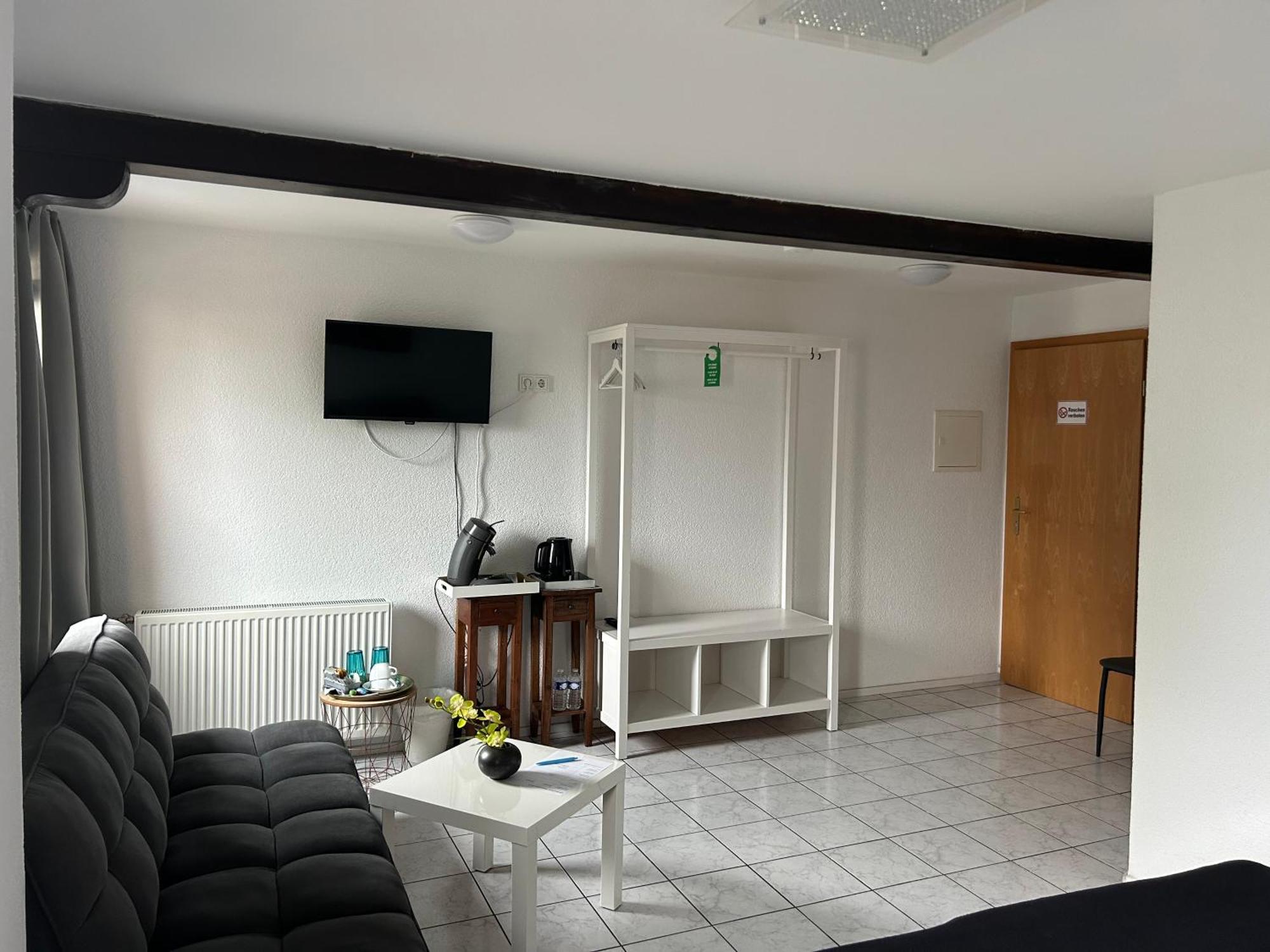 Mikroapartments Klarenthal Saarbrücken Eksteriør bilde